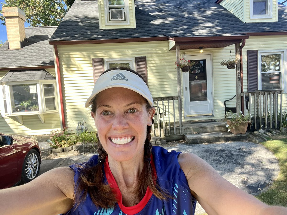Smiling after my 16 mile #Marathon #training #run for <a href="/nycmarathon/">TCS New York City Marathon</a> supporting <a href="/grassrootscric/">Grassroots Cricket</a> - this was tough! Shout out to <a href="/VIVECF/">VIVE Create Future</a> for our jerseys- thank YOU! impact.grassrootsoccer.org/fundraiser/451…