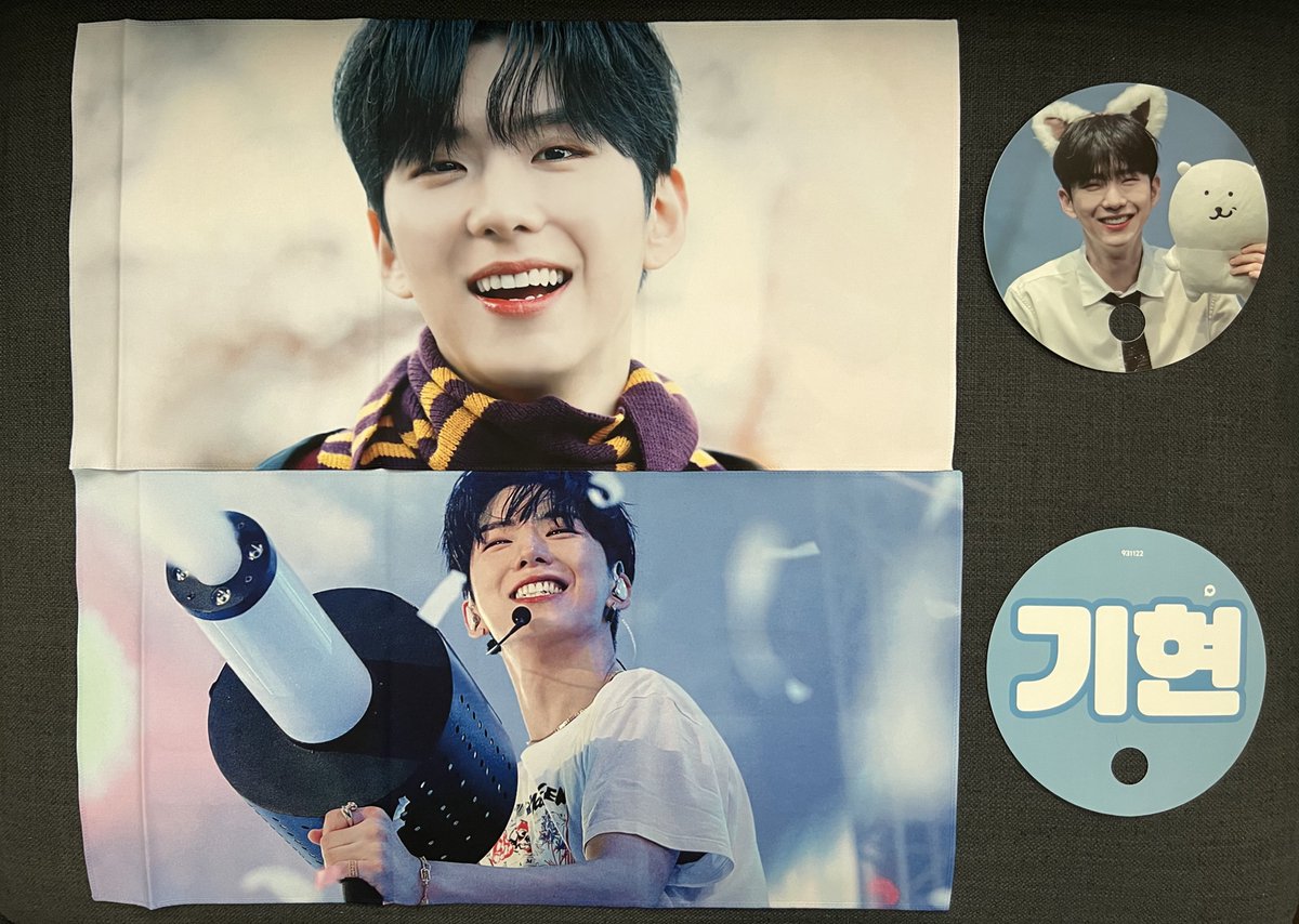 analisa1687's tweet photo. Thank you so much @_chaerryblossom for holding the CMW &amp; My Only Yoo GO’s! Everything arrived safely &amp; looks adorable! I am so excited to use this reflective fan when they have a concert again 🥰🥰 #chaerryreviews https://t.co/bAMvTVKhIC