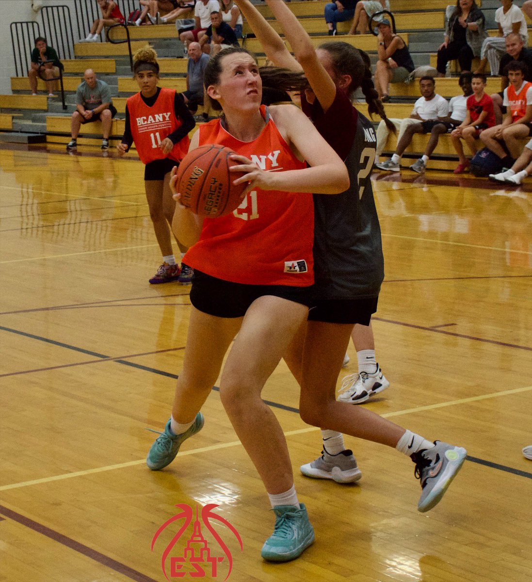 Who’s in #ESTFallShowcase:

Very few players intrigue me as much as her. The growth from last winter to this summer was major. If that continues… look out 🤔 happy to have 6’3” 2025 <a href="/MaggieBishopp33/">Maggie Bishopp</a> (Valley Central/<a href="/nyhavoc/">NY HAVOC</a>) set for 10/8!

THE INFO: empirestatetakeover.com/2023/09/08/9th…