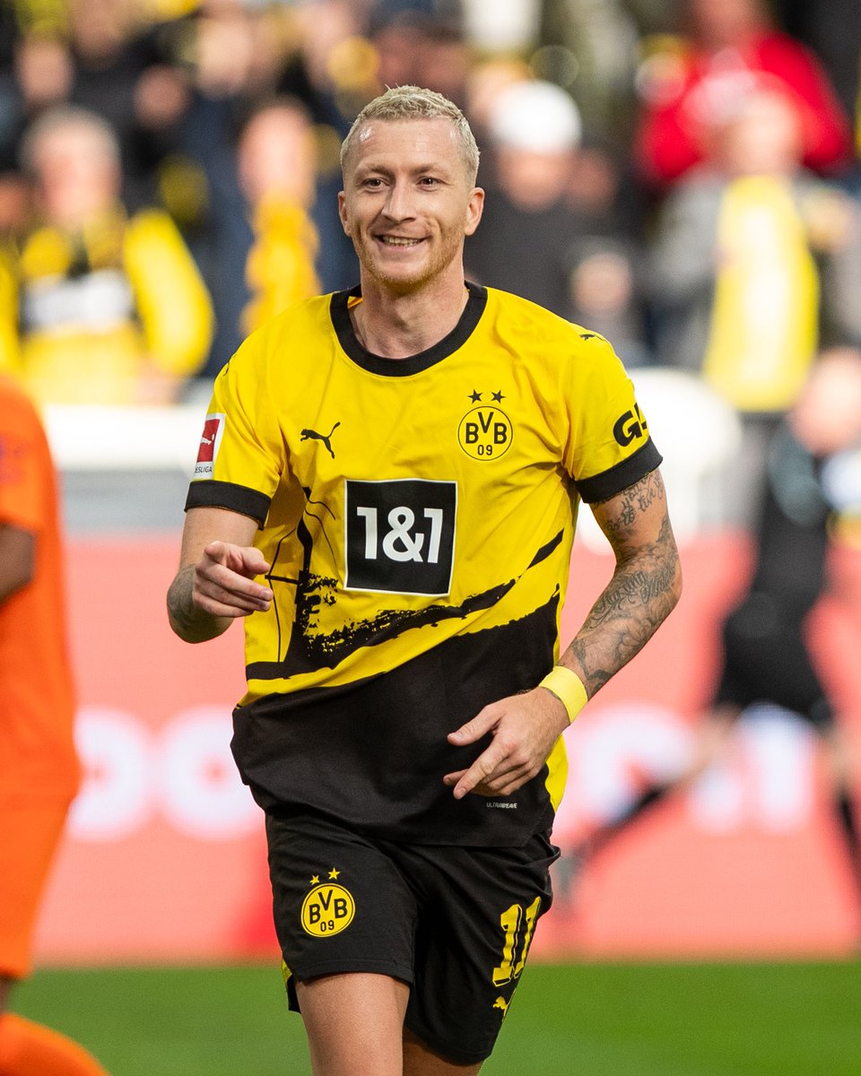 🐝🐝🐝

#Reus #BVB #Dortmund #Wolfsburg #Bundesliga