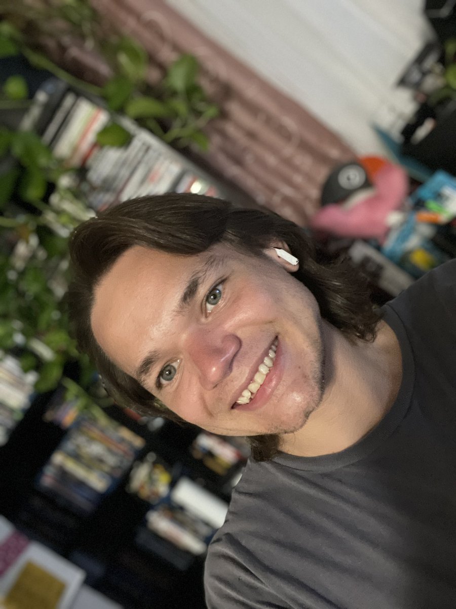 kickack's tweet image. I am fake