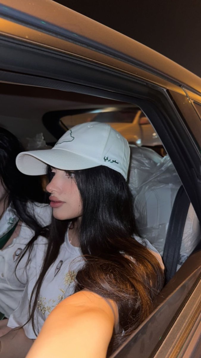 ”يعز على الإنسان أن يمشي سبلاً لا يرغبها، ولكنها الحياة.”
#بوح_اخر_اليل