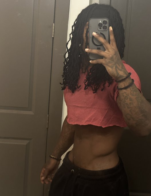 Watch Dwayne mckell's leaked NSFW photo on TwXstars