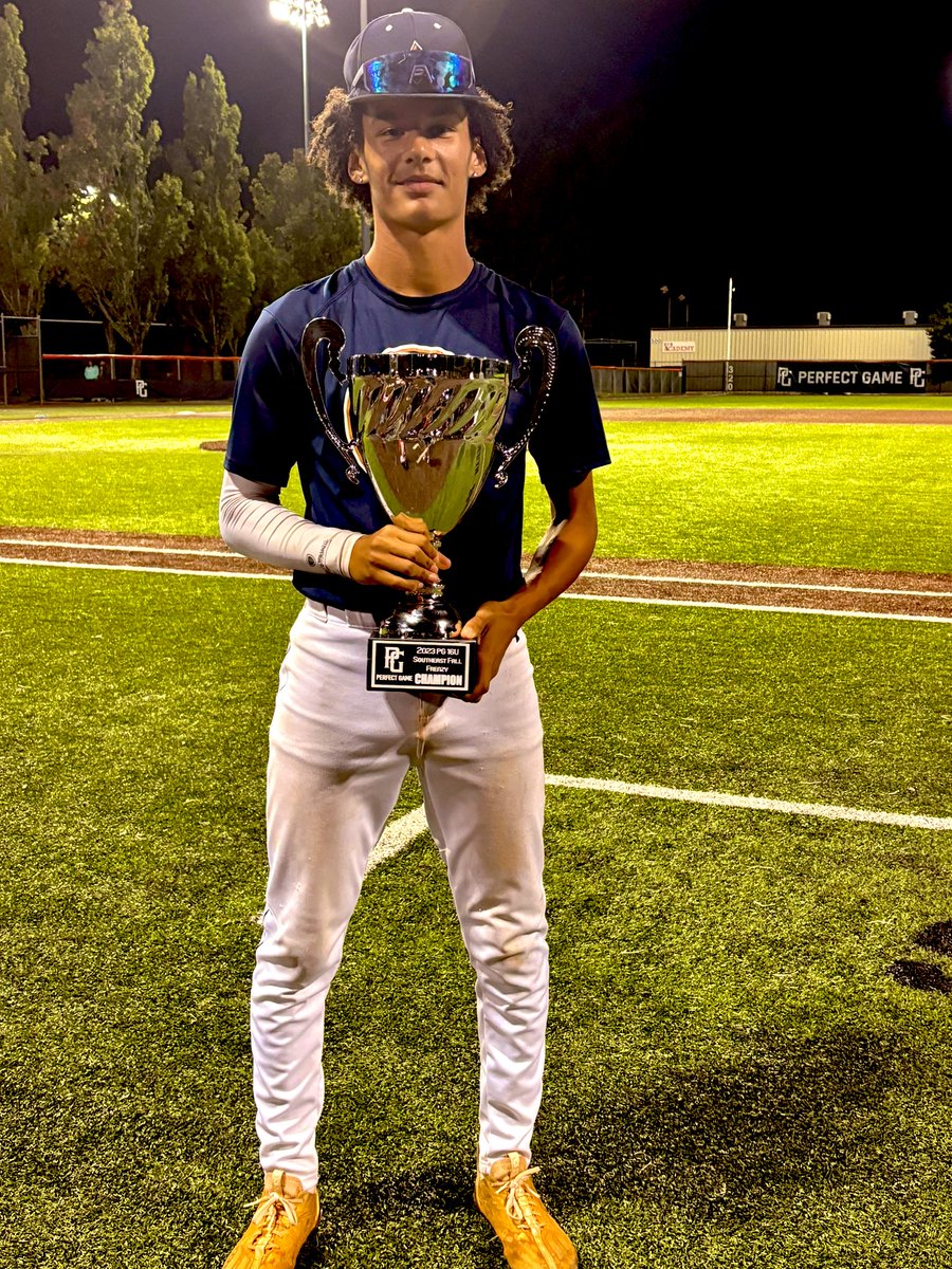 Andre Sweet tweet media