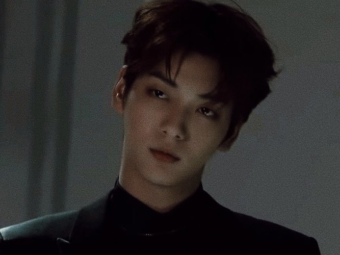 comaluvsong's tweet photo. 𝐭𝐡𝐞 𝐚𝐛𝐚𝐧𝐝𝐨𝐧𝐞𝐝 𝐜𝐢𝐭𝐲
[soobjun au]

kisah tentang dua pemuda di kota yang terabaikan. sejarah panjang klan mereka membuat situasinya menjadi sulit https://t.co/6IuE8fZSXH