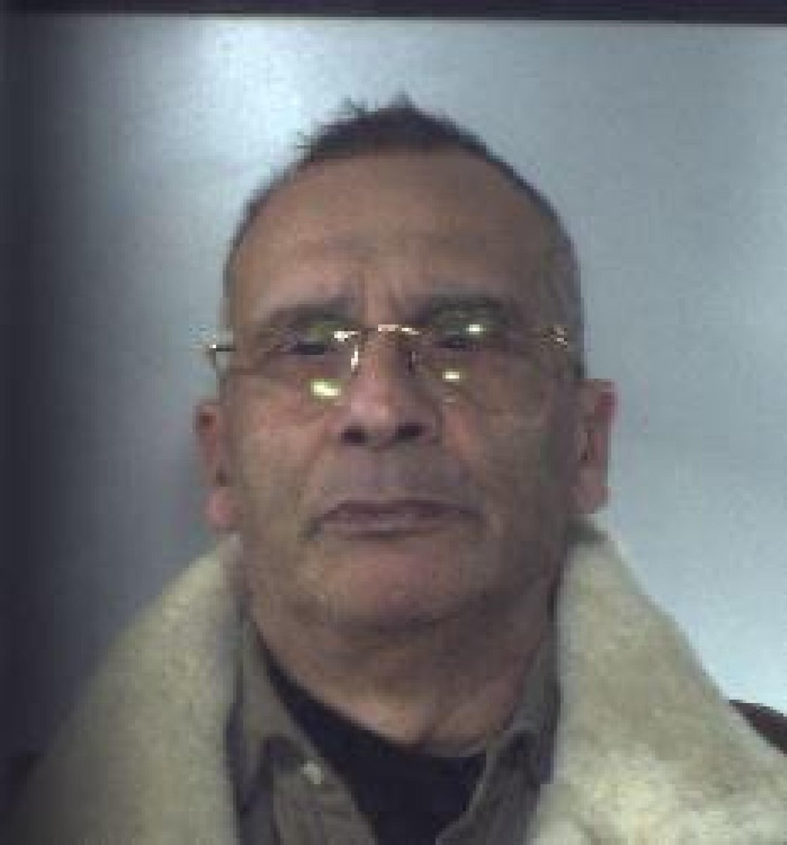 Agenzia_Ansa's tweet photo. È morto il boss mafioso Matteo Messina Denaro. Tutti gli aggiornamenti su https://t.co/xgkc3OG56f https://t.co/VRmWurGY7C
