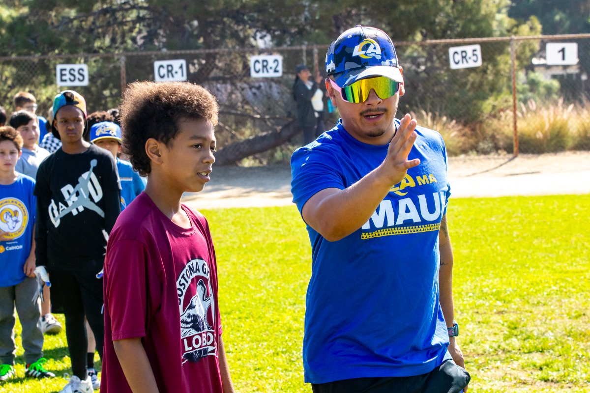 CajonValleyUSD's tweet photo. Amazing day at the @JrSeauField with the Los Angeles Rams Rams Day Sports Clinic. 50 ss from @CajonValleyUSD  joined over 250 local students for an amazing opportunity to with @RamsNFL , CVUSD, @LMSVSchools  and @Sherocksd Coaches. @RamsInTheCommunity @ramshouse @ramscommunity https://t.co/mV6xwtmiDM