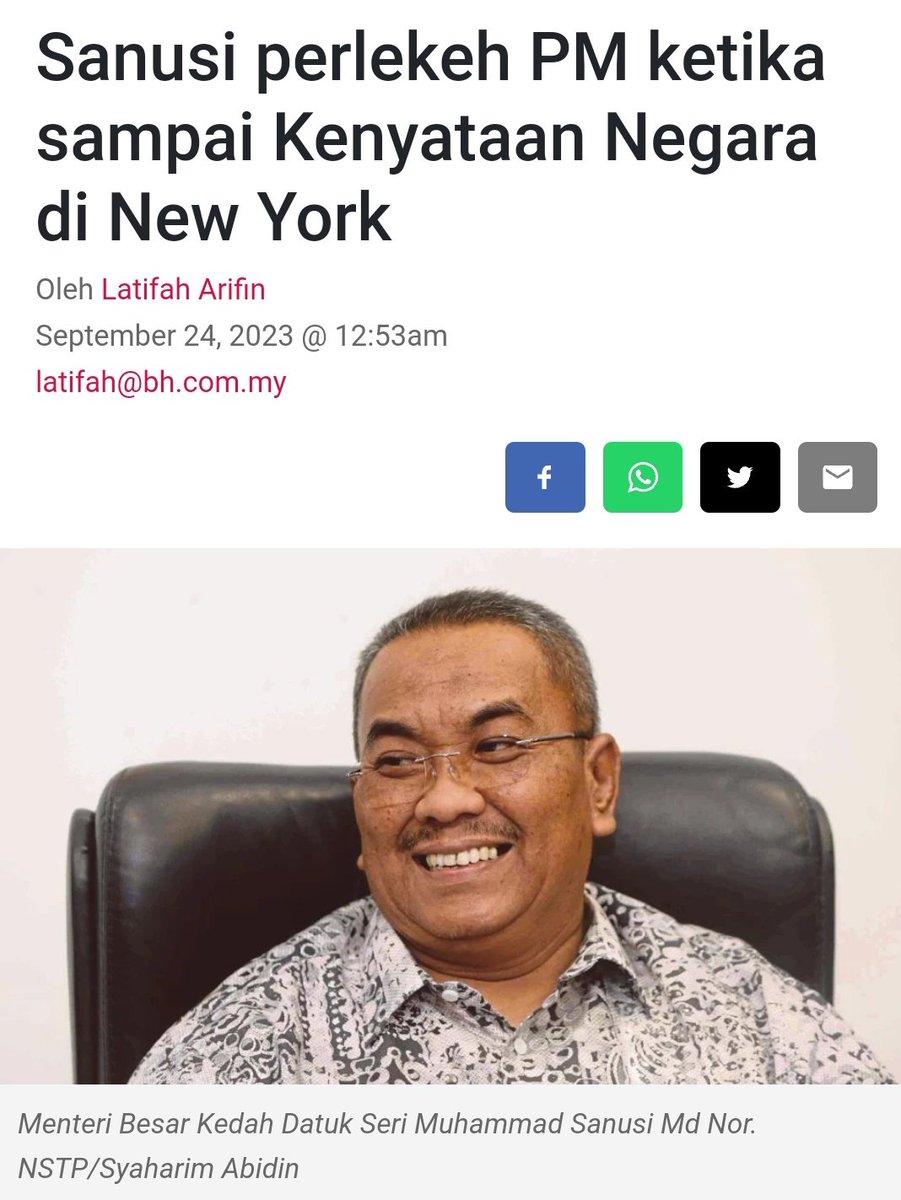 kamilmunim's tweet photo. Bercakap tentang soal federalisma, tetapi dalam masa sama hina PM yang mewakili persekutuan di pentas antarabangsa. 

Minta persekutuan hormat pada negeri, tapi pemimpin negeri tak ada adab. 

Bukan PM tak mau jumpa hang, PM nak ajaq hang jadi manusia beradab dan bertamadun. Bukan terpekik terlolong menyasau tak tentu hala. 

Jadi pemimpin harus ada tanggungjawab untuk mendidik masyarakat, tidak sekadar fakta, juga melalui akhlak dan tauladan yang baik. 

Kalau tuan pergi ke Kelang,
Belikan saya semangkuk rojak;
Jangan diturut resmi kiambang,
Sungguhpun hijau akar tak jejak.

#MalaysiaMADANI
 https://t.co/6y90Kzc0Ft