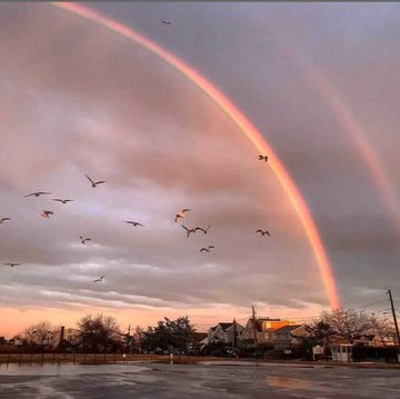 REALLIESTHEFACT's tweet photo. Welcome the beginning of a new week, come on! ! https://t.co/2dzteDjDBA