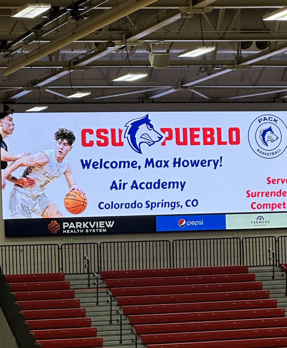 Max Howery tweet media