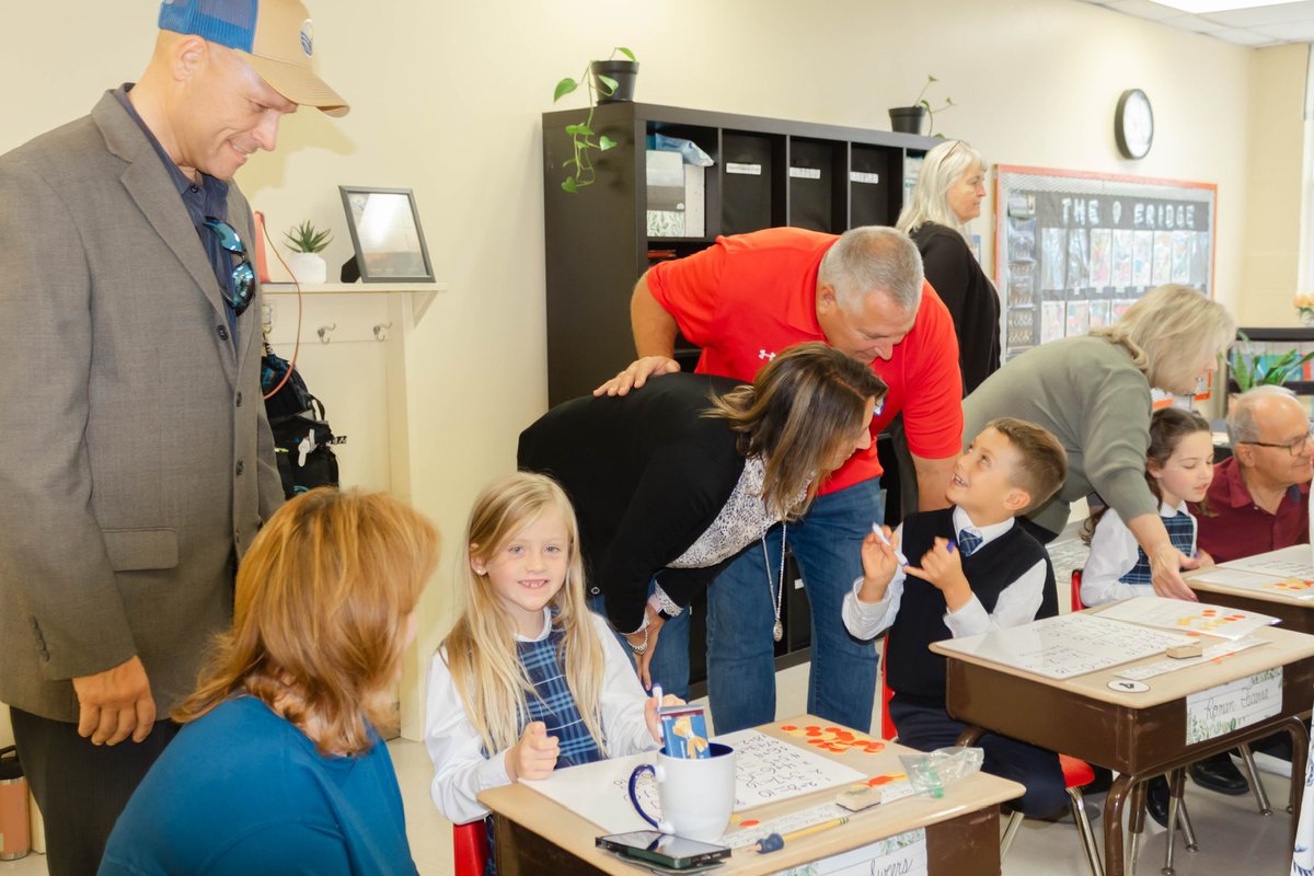 DEValleyCS's tweet image. Our school was bursting at the seams with pride and joy on Grandparents Day! It is an honor and a privilege to partner with grandparents in raising their most precious gift - their grandchildren, their “crown” (Proverbs 17:6). 

#dvcs #classicalchristianeducation