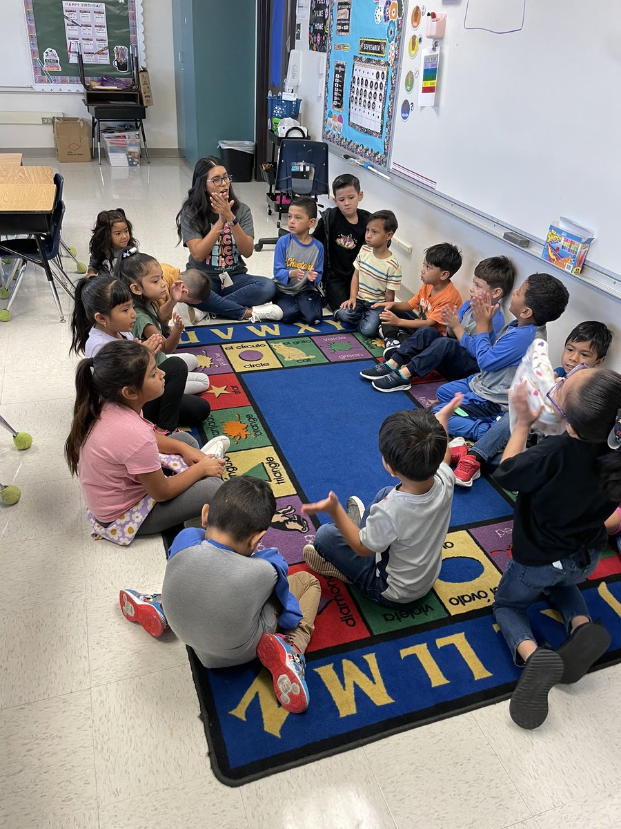 CES_Cheetahs's tweet photo. Each morning during their SEL lesson, kinder shares a Sun (something happy 😊)or Cloud (if they aren’t feeling their best)about the previous day ☀️🌧️ #SocialEmotionalLearning @GISDTLD @gisdSEL https://t.co/KelyyWM03U