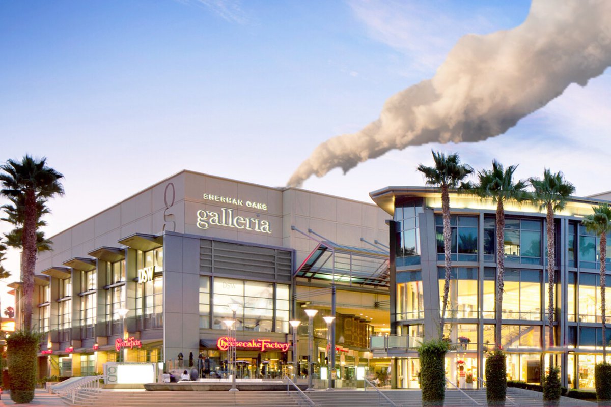 americanamemes's tweet image. After 146 Days, white smoke is finally emitting from the Sherman Oaks Galleria signifying that the AMPTP and WGA have reached a tentative agreement!