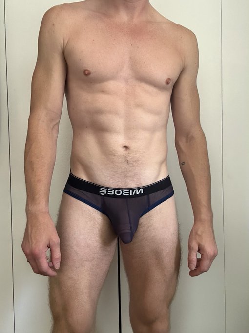 2 pic. Underwear fetishists: This one is for you. ?

10 minutes of the styles I don't often wear:
https://t