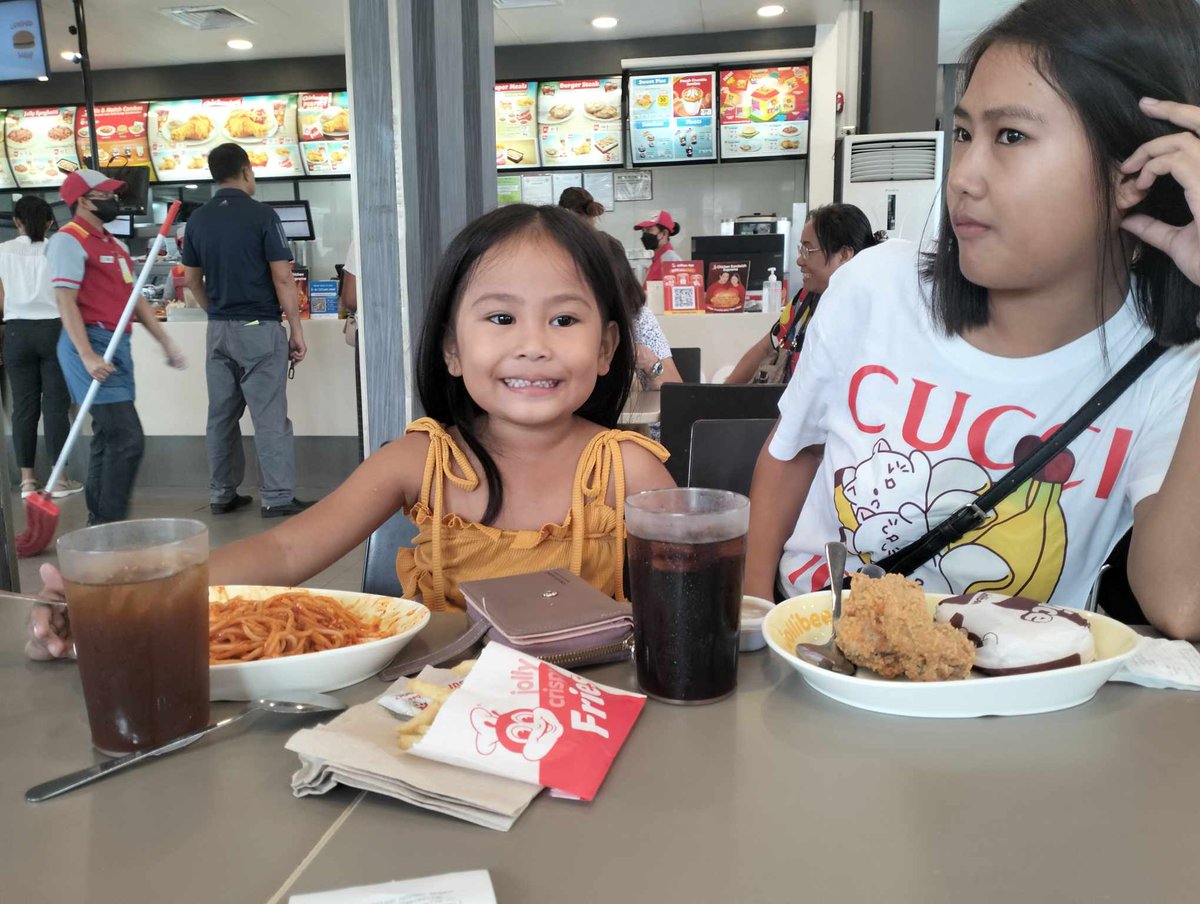 CruzFhely's tweet photo. Having a Daughter it become your Bestfriend....💜❤😍😘🙏🙏
Spend her time with her cute girl..😘😍🙏🙏
#MyDaughter
#MySweetPrettyGirl
#Hashley
#Haeley❤ https://t.co/4TzIY9DSLc