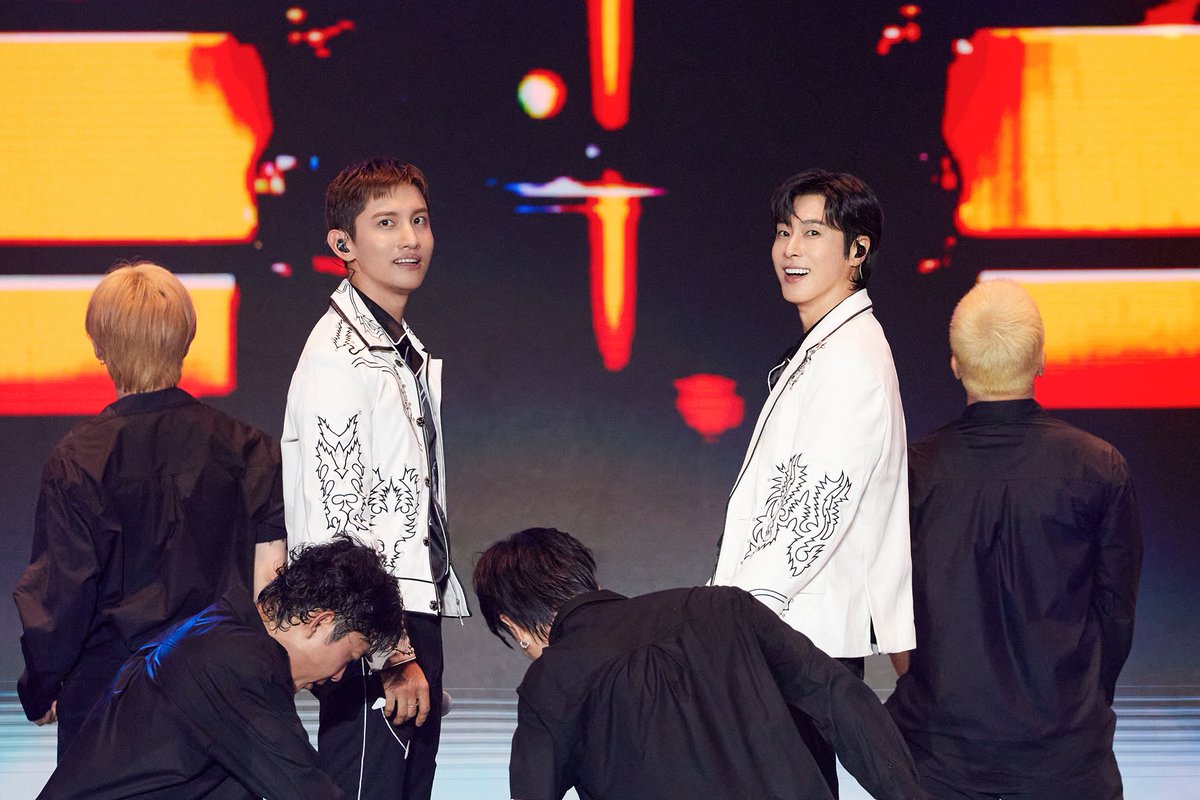 SMTOWNGLOBAL's tweet photo. SMTOWN LIVE 2023, 11년만에 다시 찾은 자카르타서 하나된 축제의 장!
동방신기, 슈퍼주니어, 레드벨벳, NCT, 에스파 그리고 라이즈까지! SM 특급 아티스트 총출동!

SM artists come together in Jakarta in 11 years for SMTOWN LIVE 2023!
From TVXQ!, Super Junior, Red Velvet, NCT, aespa to RIIZE, SM artists unite in full force!

https://t.co/J9qxLc4qpl

#SMTOWNJAKARTA2023 #SMTOWN_LIVE_2023_JAKARTA #SMTOWN_LIVE_2023_SMCU_PALACE_JAKARTA #SMCU_PALACE #SMTOWN #SMTOWNLIVE 
#TVXQ #SUPERJUNIOR #RedVelvet #NCT #NCT127 #NCTDREAM #WayV #aespa #RIIZE