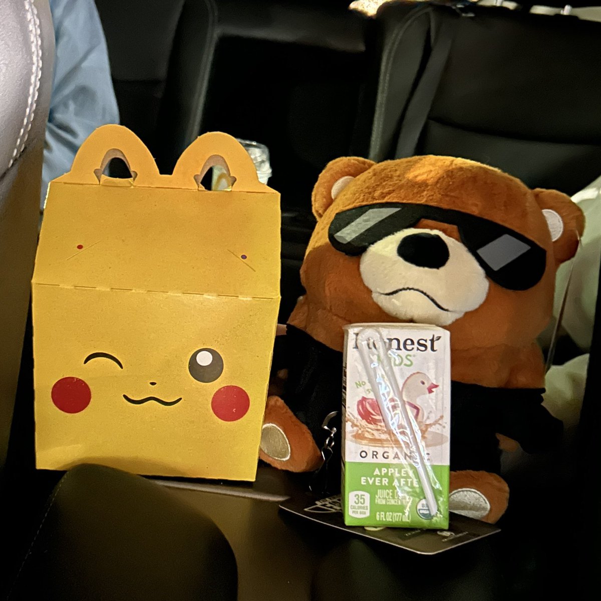 chiwymiwy's tweet photo. my son after a long day at the #KAForge LAN, so we got him a happy meal https://t.co/JSfHBiW4m6