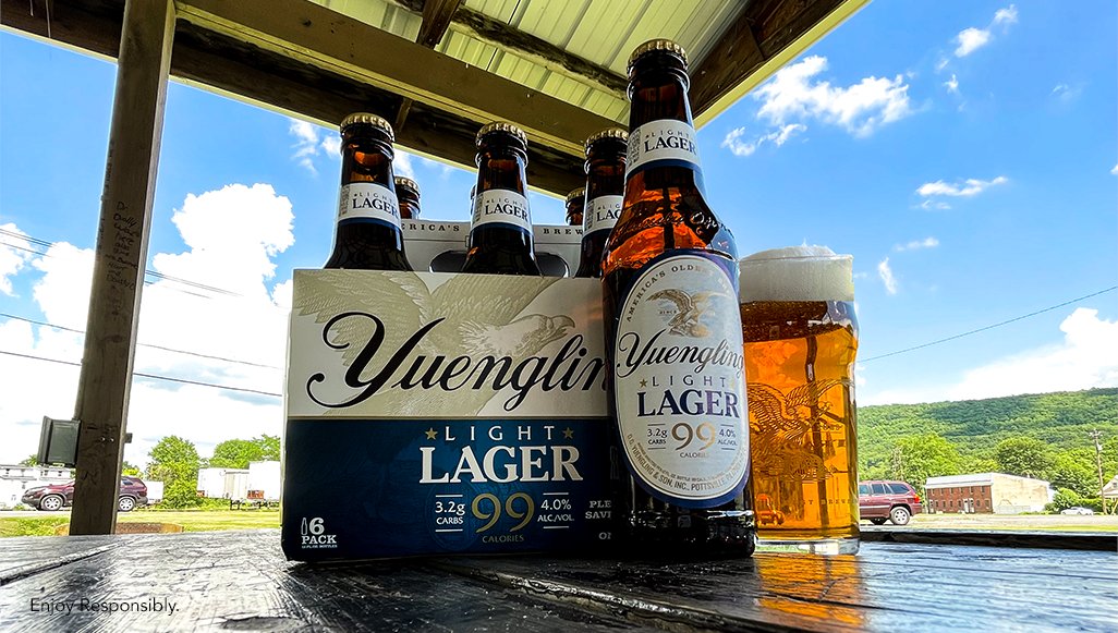 RichMuny's tweet photo. @steelers @budlight Bud Light? LOL. Come on Pittsburgh! Skip the woke Belgian-owned rice swill and work with an all-American brew as sponsor, like Pennsylvania'a own Iron City or Yuengling. #NoBudLight 🇺🇸 https://t.co/UPAwYRyqX8