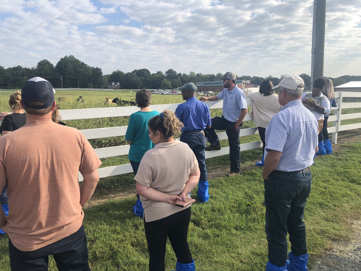 ncatcaes's tweet photo. @ncatcaes welcomed lawmakers, researchers, faculty, staff, students and dairy groups to the University Farm this week to see the DeLaval 300 in action! This automated milking system is the only university-based AMS in the state. The cows love it – and so did the crowd. @caesdean https://t.co/XIhAy9wbGw