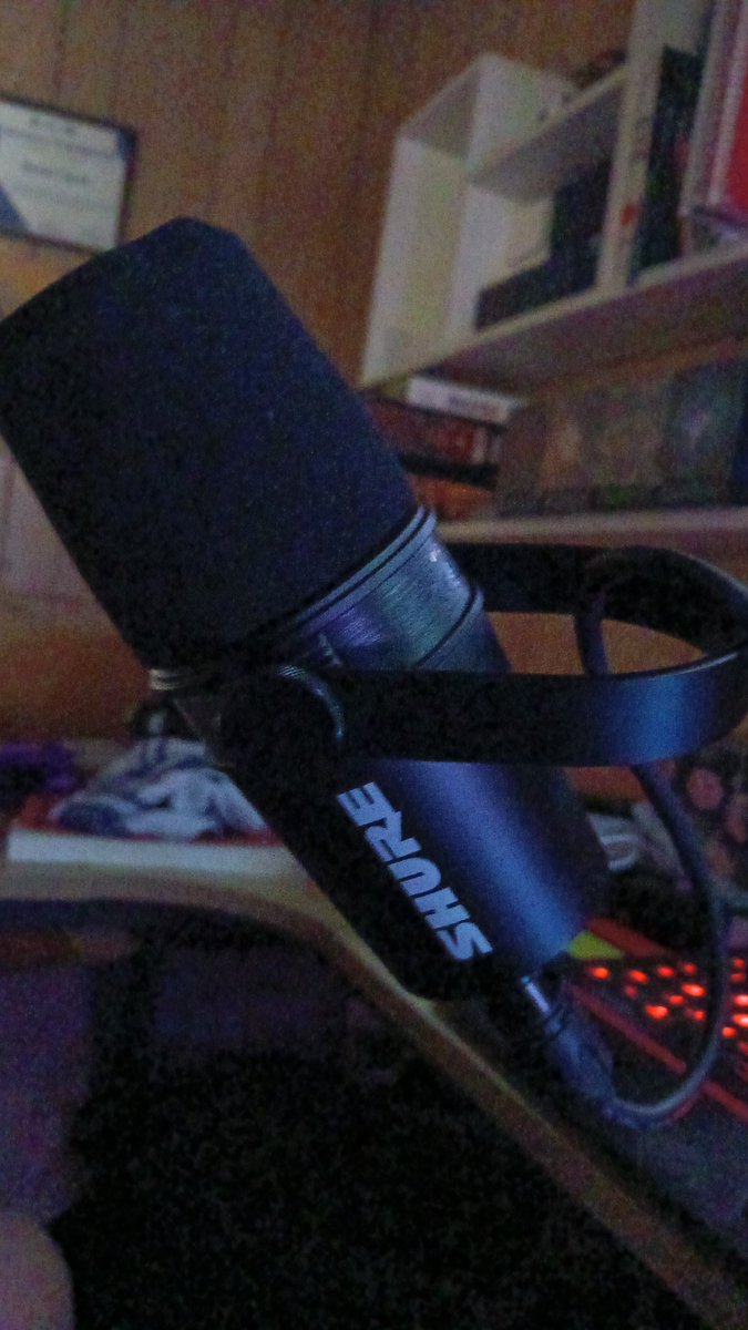 WheninRomm's tweet photo. new mic who dis https://t.co/T8ufRx9TVK