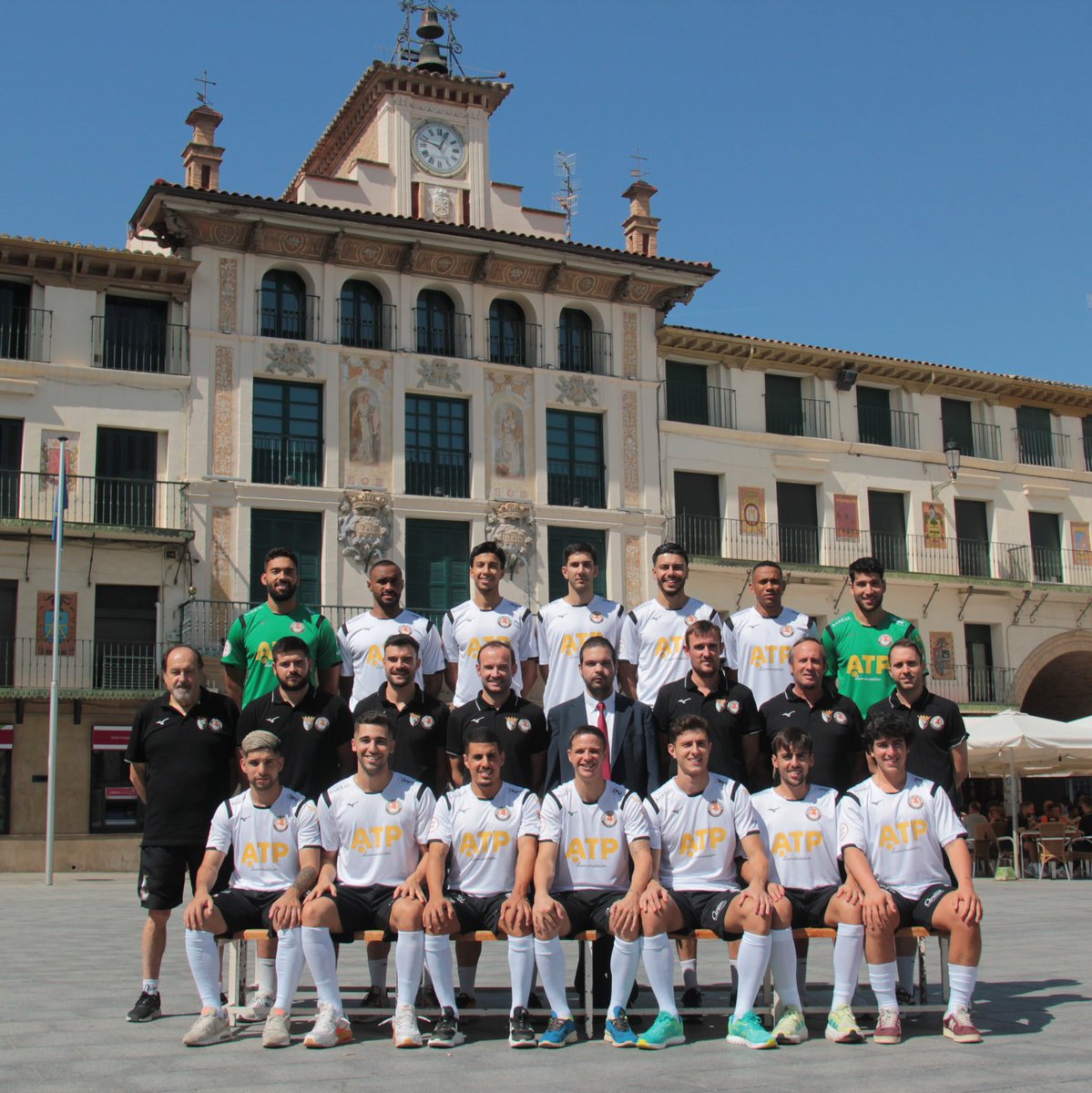 entorno5x5's tweet image. 🧡 @RiberaNavarraFS

🇪🇦@juanmamarrube

🇪🇦@_apereira_13
🇧🇷@AndreDeko92
🇪🇦@nestor___23

🇪🇦@david_carnicer2
🇪🇦@NachoGmez16
🇲🇦🇪🇦 #Anas
🇲🇦🇪🇦@hamzamaimon
🇪🇦 #Espin
🇪🇦@AlbertoLahuerta
🇪🇦@carlicos_10
🇧🇷@gabrieelherique
🇦🇷@LuquitasTripodi
🇦🇷@Angelclaudino21
🇲🇦🇳🇱 #Charraoui
🇧🇷@LennonJonhn