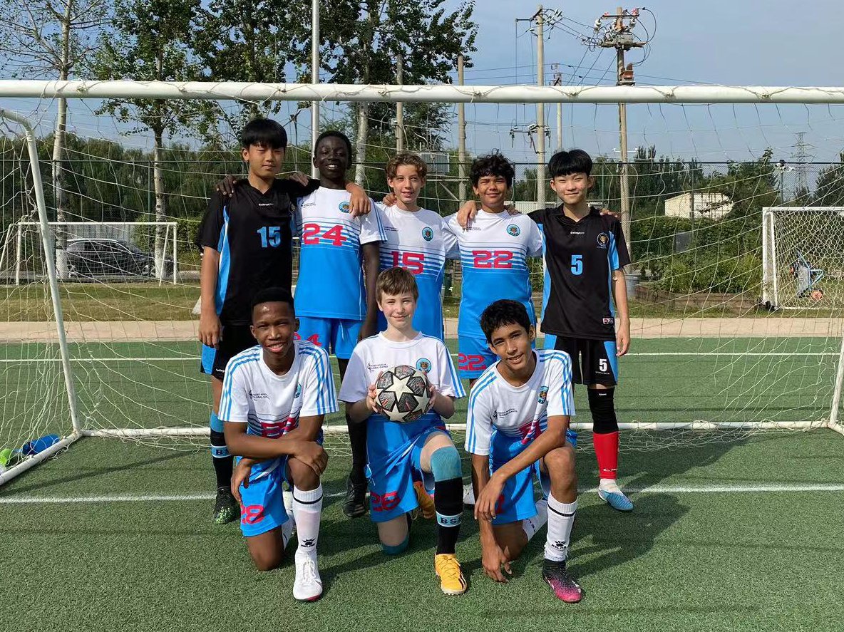 BSB_Shunyi's tweet image. This year's first ISAC U14 Football exchange saw a wonderful turnout of over 60 BSB students competing at 6 different Beijing international schools on Sat 23rd Sep. Well done to all oru students' impressive performances!
# #BSBShunyi #NAEBeAmbitious #NordAngliaEducation