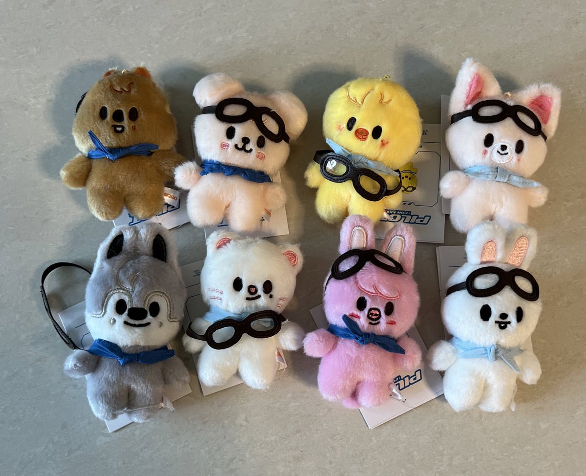taechokay's tweet photo. wts stray kids ph

skzoo 10 cm plush

payo or within 24 hours
bpi ub gcash maya
ggx jnt sco(via jnt) or sdd
san juan, mm https://t.co/8fyRym329g
