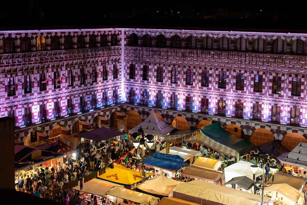 Extre_Patch's tweet image. ⚠️Extre-Update⚠️
-Se ha creado una nueva variedad de ítem "aceite de oliva ligeramente desvirgado" para mejorar su accesibilidad.

-Trabajamos en el bug por el cual la "Almossassa" no ha terminado. Pedimos no interactuar con los mobs de la Plaza Alta hasta que se arregle.