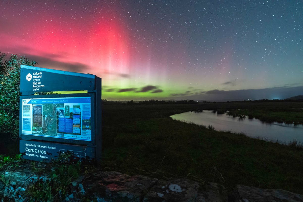 VisitCambMtns's tweet photo. As we worked a previously planned schedule on the Cambrian Mountains Astro Trail last night, how lucky were we to get the @aurorawatchuk red alert on our phones.
Right pace, right night, right weather. Diolch 🏴󠁧󠁢󠁷󠁬󠁳󠁿
@S4Ctywydd @HenoS4C #Auroraborealis https://t.co/xZD8LrSdGL