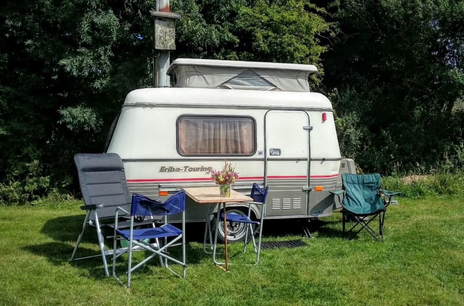 Camping_Direct's tweet photo. Calling all nature enthusiasts! Alston Farm Camping & Caravan Site is your ticket to a rural retreat in the heart of Devon. 🌄
https://t.co/R3gBtxvLdr
#CampingInDevon #NatureEscape #Camping #Touring #Holiday #Family #Dogs #Explore #Coast #Rural #Marlborough #Kingsbridge #Devon https://t.co/e6itDnEEjx