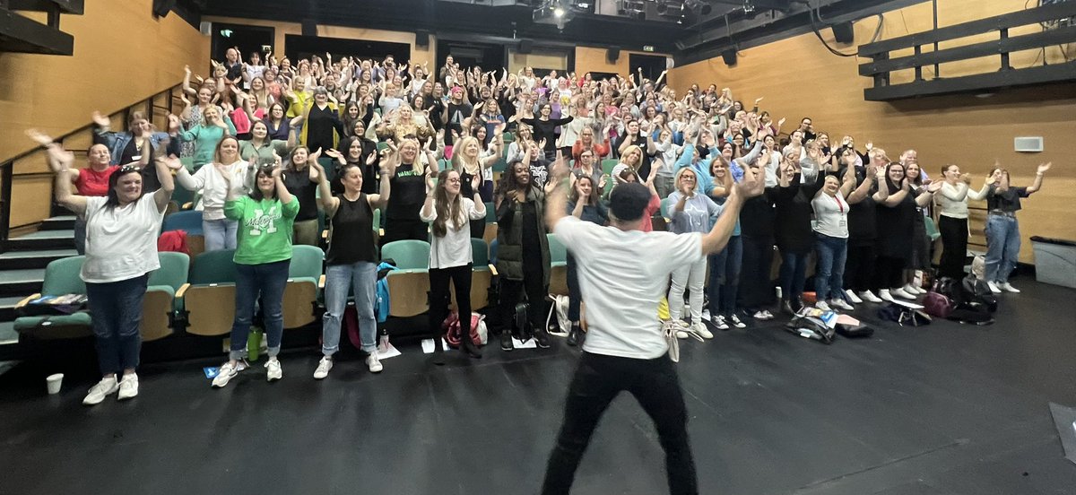 And we’re off! Such a great vibe in #Birmingham as we begin to prepare for next years <a href="/YVconcerts/">Young Voices</a>. ‘Today is Gonna be a great day!’