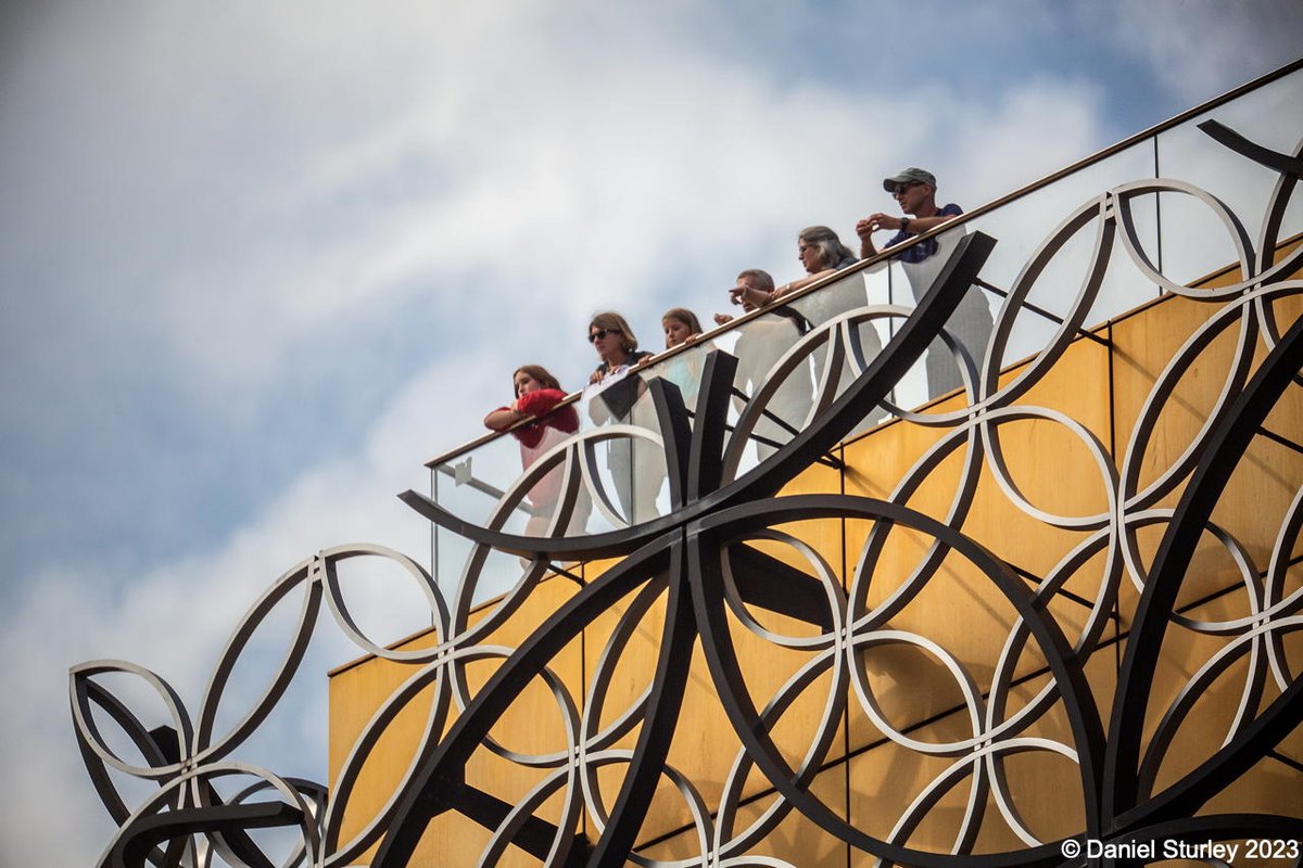 Daniel_Sturley's tweet photo. #Birmingham UK, #people take in the view from the 'Secret Garden' atop @LibraryofBham 😎
#BirminghamWeAre #AllDirections 
#Architecture https://t.co/8CqDN1Yicl