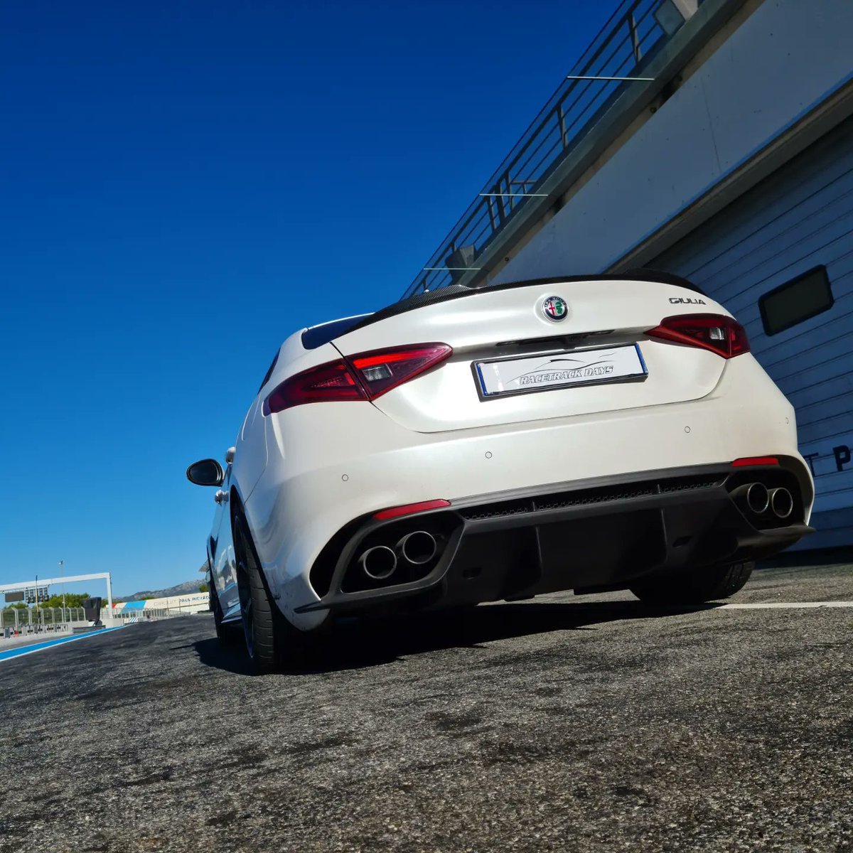 🇫🇷 AR Giulia 🍀 & Circuit Paul Ricard 🇫🇷

#AlfaRomeo 
#GiuliaQuadrifoglio 
#CircuitPaulRicard 
#RaceTrackDays 
#TommyMaino