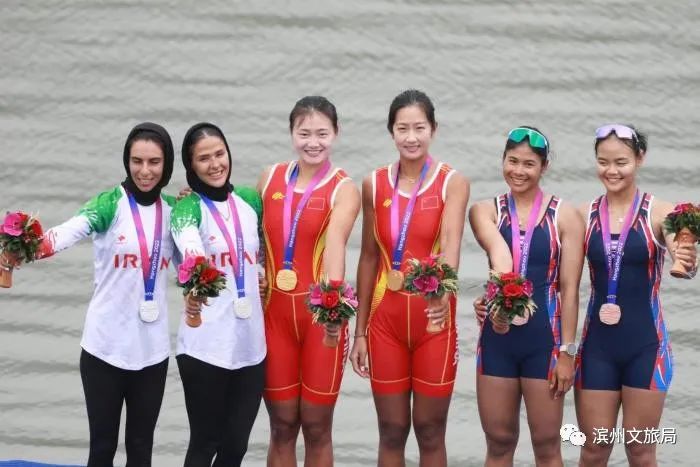 iBinzhou's tweet photo. 🎉🎉Congrats to Lu Shiyu, an athlete from #Binzhou city, and her teammate Shen Shuangmei for winning gold🥇🥇 in the women's double sculls event at the #Hangzhou #AsianGames. This victory marks the first gold medal for Binzhou athletes at the Games👍👍. #BinzhouUpdates https://t.co/4IvdxIdZVY