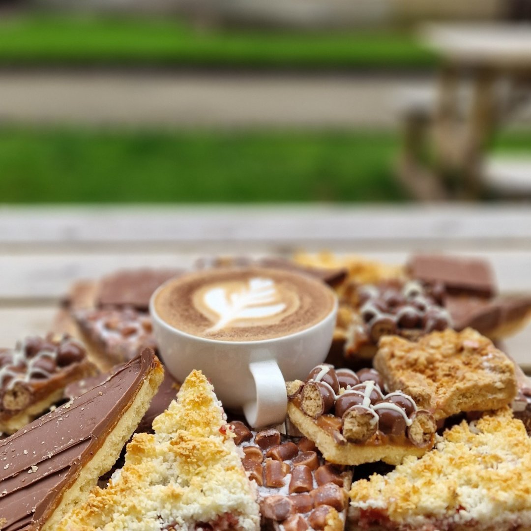 Did you know that our cafe 1505 serves the best traybakes and the most delicious coffee? Grab a break in between your meetings and enjoy that delicious sugar rush :)
