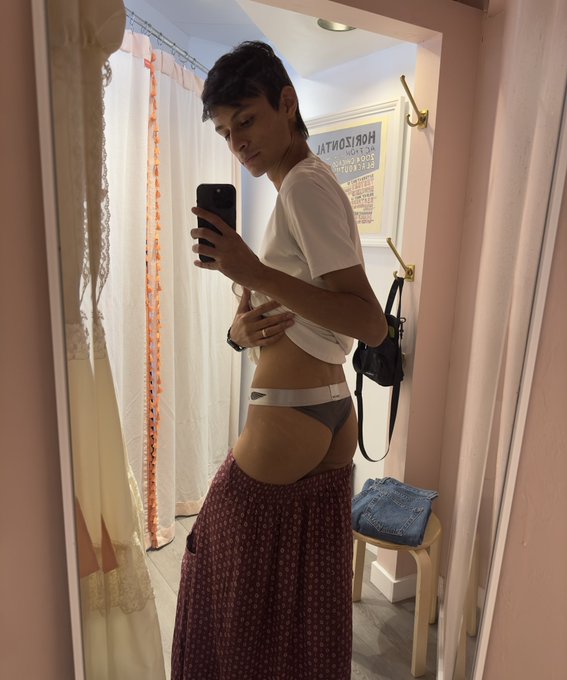 What I wore during Dinah Shore Week in Palm Springs 😉 https://t.co/euuA8tOkmu