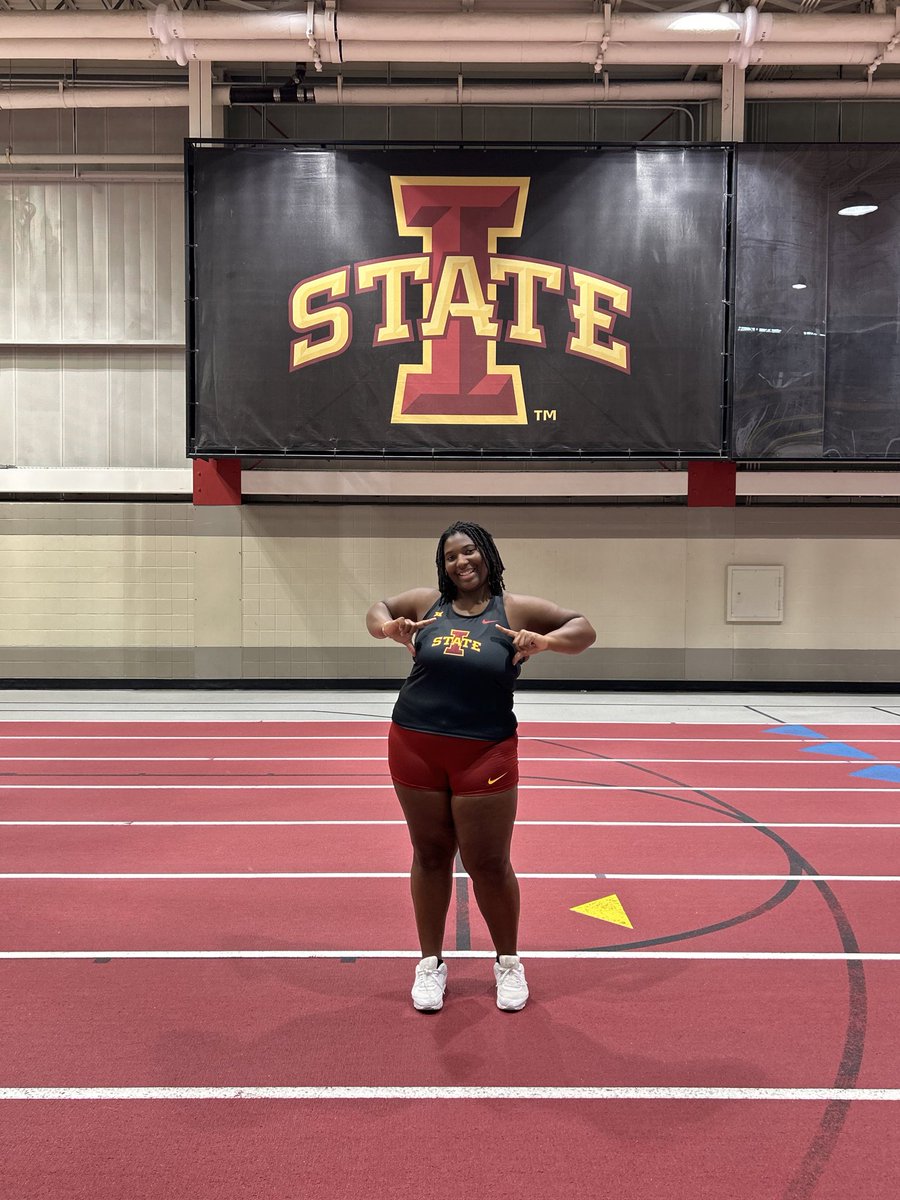 Big Thank you to <a href="/CycloneTrackXC/">Iowa State Track & XC</a> and <a href="/DanOMara6/">Dan OMara</a>  and the team for an amazing visit this weekend. I had a great time getting to know more about Iowa state. Roll Clones!! #notcommitted