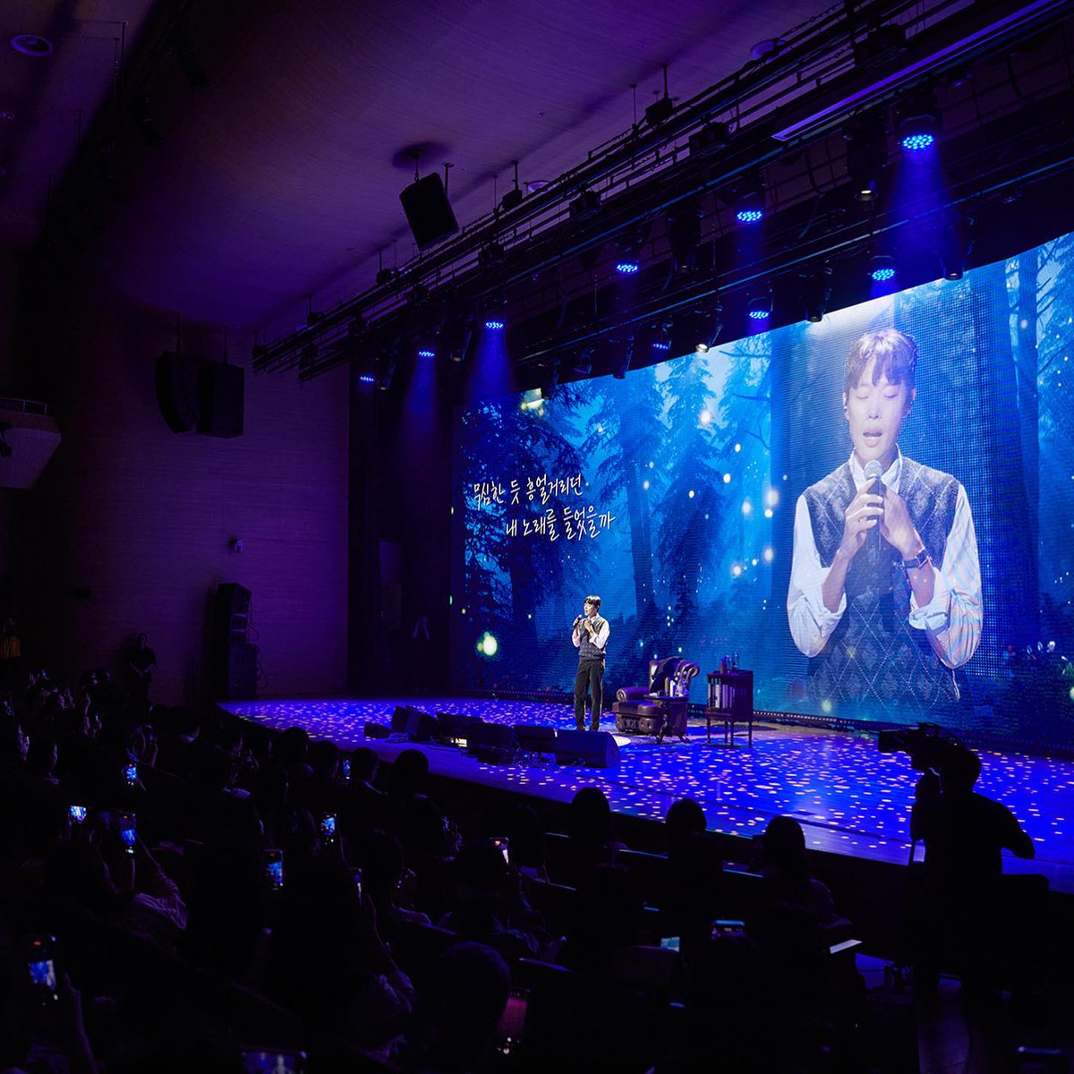 02959's tweet photo. 선선한 가을 바람 타고 활짝 핀 웃음꽃🍁

#류준열 과 즐겁고 행복했던 소풍💟

"너무 편한 마음으로 마냥 신나게 놀다 가는 느낌이라 참 감사하다. 다음에는 더욱 가까이 만날 수 있는 시간이길 바라며, 여러분께 �� 좋은 작품으로 인사 드리겠다." by. @ryusdb 

#RYUJUNYEOL #팬미팅 https://t.co/sDxoezNyUM