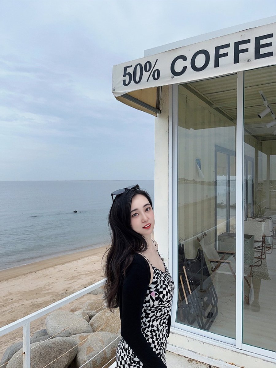 xiaoyi960429's tweet photo. ��让老公们射满我~#人妻 #已婚 #少妇 #精液 #射屏 #绿帽淫妻 #绿奴 #鸡巴 https://t.co/ZkJ3Rxr2Ik