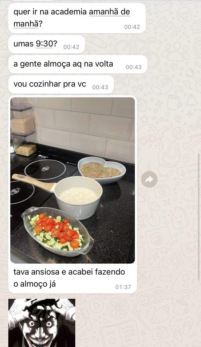 sofiaespanha's tweet photo. minha amiga fez o almoço 1 da manhã KKKKKKKKKK https://t.co/biUrGJLZd5