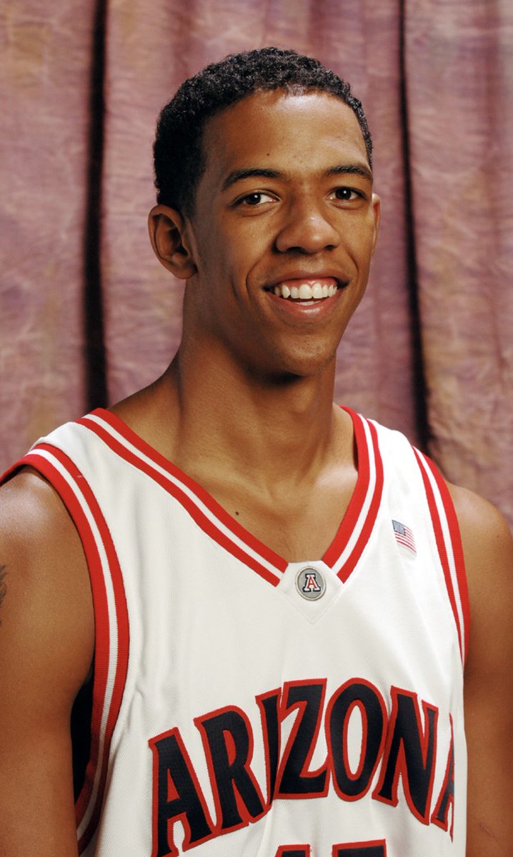 Mystepo's tweet photo. Just heard some incredible stories about former basketball player Channing Frye. His journey through the NBA is truly remarkable. Let's dive into some highlights! #ChanningFrye https://t.co/JKoN1rYbfZ