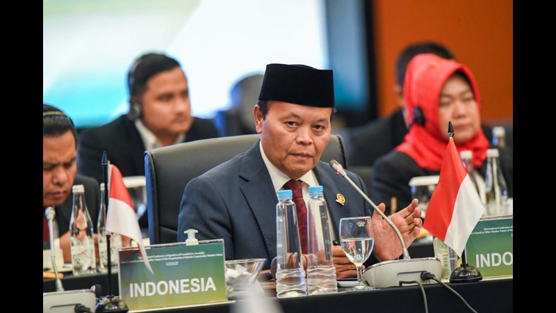 Wacana Dua Calon pada Pilpres 2024, HNW Ingatkan Ketentuan Konstitusi dan Pentingnya Hentikan Polarisasi dlvr.it/SwYfjg