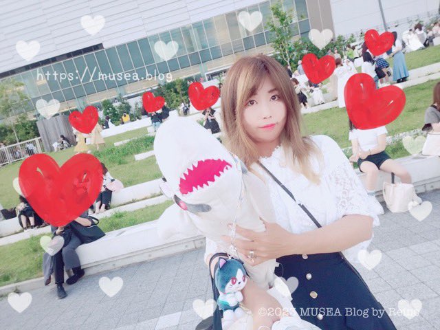 shark_activist's tweet photo. ホホジロザメのにゃぶりと二人でサメの保全のために活動中🦈
サメの知識を広めるためにブロガー、YouTuberとして活動🦈
サメ好きだけど、サメは食べないレアキャラ🦈

95万人が読んだサメブログ
https://t.co/MxxDB5uSm1
YouTube
https://t.co/fUnFQpEIdy
日常
@rock_miu
#サメ #サメ好き #サメの保全 https://t.co/2D3DwPRxJb