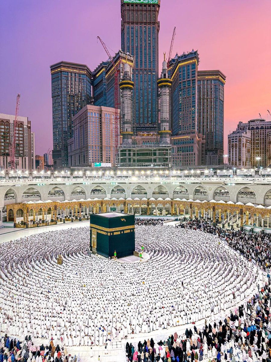 Alhamdhulillaah's tweet photo. ربنا آتنا في الدنيا حسنة وفي الآخرة حسنة وقنا عذاب النار

Rabbanā ātinā fīd-dunyā ḥasanatan wa-fīl-ākhirati ḥasanatan wa-qinā ʿadhāban-nār

Our Lord, grant us good in this world, and good in the Hereafter, and protect us from the torment of the Fire https://t.co/AJNsiASspa