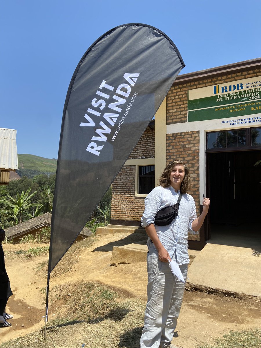 pfc_partners's tweet photo. Empowering communities in the heart of Rwanda🇷🇼 : Where smiles bloom, hope thrives, and hearts unite through the power of volunteering.

#visitrwanda 
#volunteer 
#partners https://t.co/PqjxqYPPrY