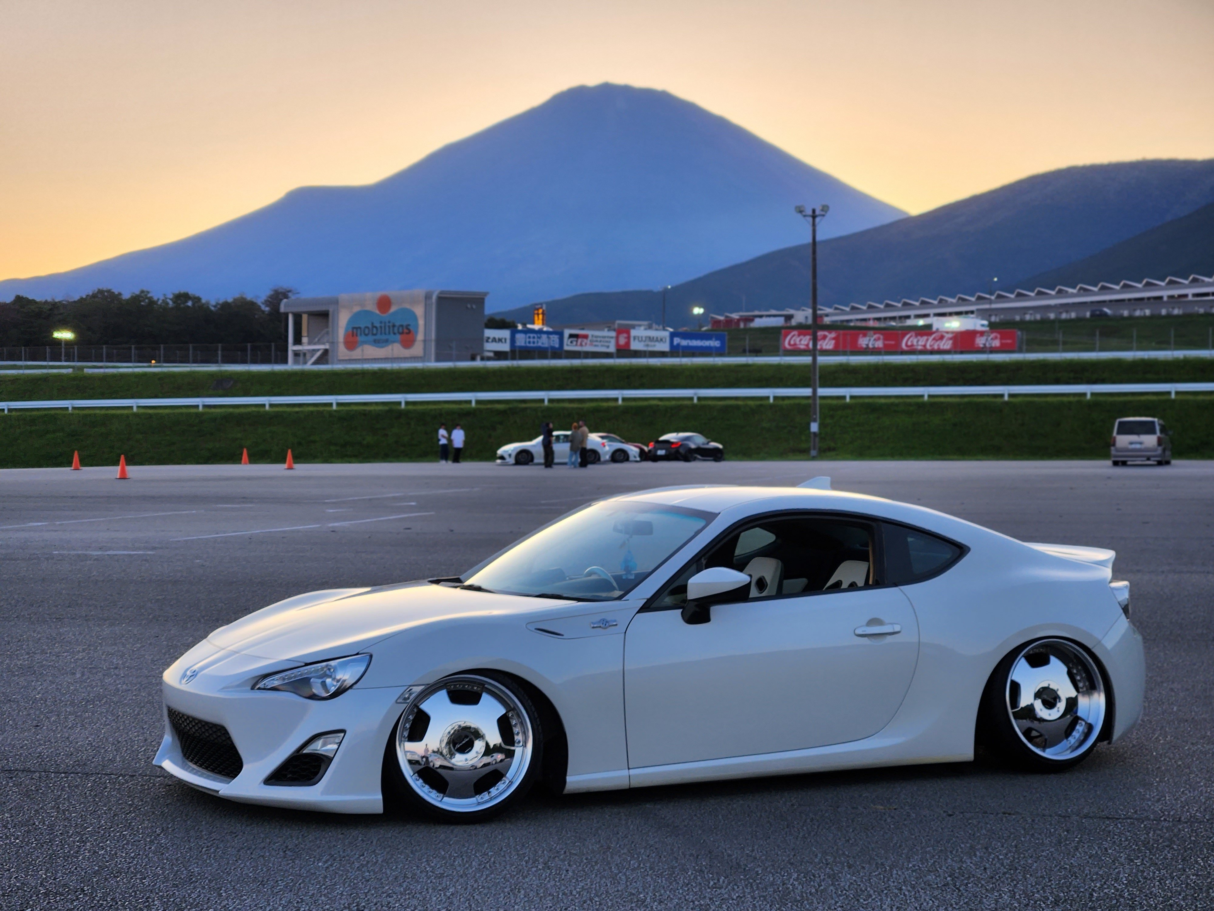 86style - Search / X