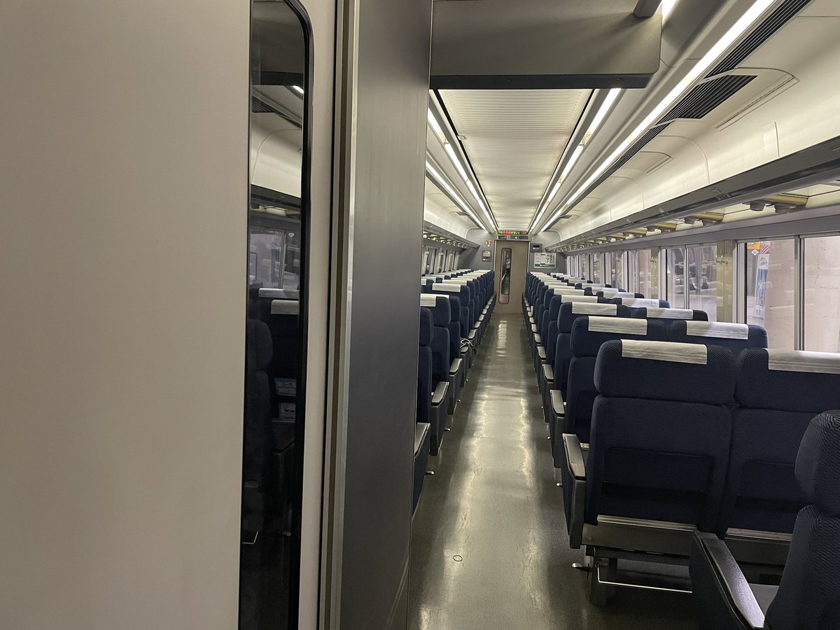 ne70056's tweet photo. しおさいに乗って銚子いきます
古い感じがなんか好き
#E255 https://t.co/i0uhgiZWUJ