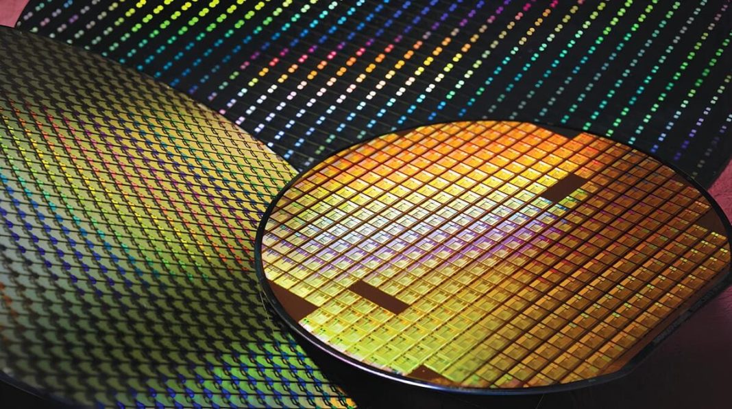 TSMC potrebbe ritardare la produzione di chip a 2 nm
#2nm #Chip #Chipset #Intel #Notizie #Produzione #Ritardi #SamsungFoundry #Semiconduttori #SoC #Tech #TechNews #Tecnologia #TSMC

ceotech.it/tsmc-potrebbe-…