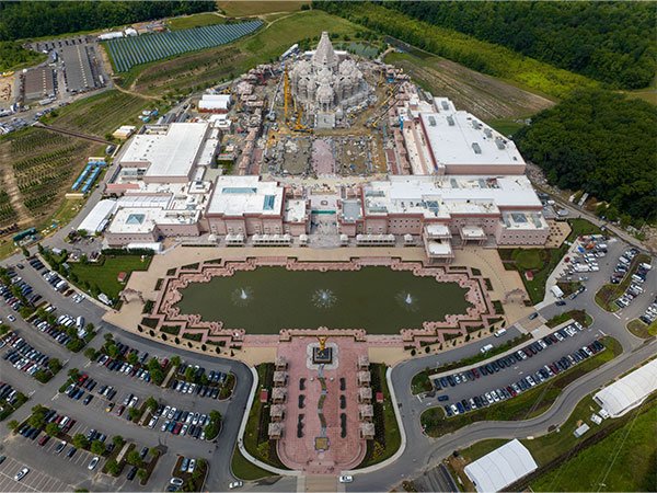 🚨 World's second largest Hindu temple to be inaugurated in New Jersey, United States on Oct 8.