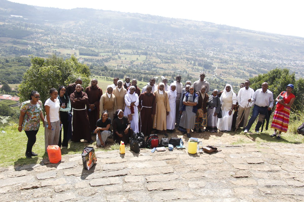 On 23rd September we joined the Franciscan family for a pilgrimage in Subukia shrine .
The pilgrimage attracted religious Franciscan Brothers and  sisters from different congregations and also the Secular Franciscans. The pilgrimage marked the #seasonofcreation .
#JPICFA